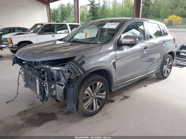 JA4ARUAU0MU024052 2021 MITSUBISHI OUTLANDER - Image 2