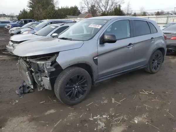 JA4ARUAU0NU018656 2022 MITSUBISHI OUTLANDER - Image 1
