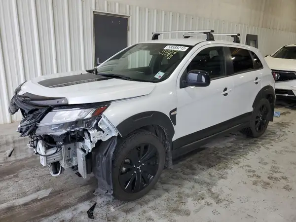 JA4ARUAU0RU004987 2024 MITSUBISHI OUTLANDER - Image 1