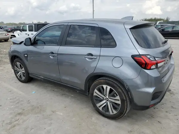 JA4ARUAU0RU006965 2024 MITSUBISHI OUTLANDER - Image 2