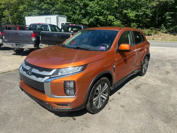 JA4ARUAU1MU000343 2021 MITSUBISHI OUTLANDER - Image 2