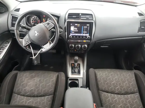 JA4ARUAU1MU015179 2021 MITSUBISHI OUTLANDER - Image 8