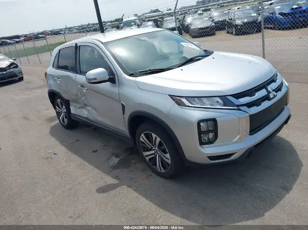 JA4ARUAU1MU015389 2021 MITSUBISHI OUTLANDER - Image 1