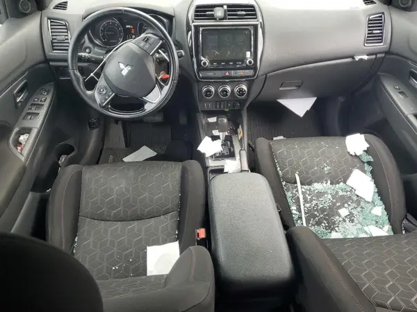 JA4ARUAU2MU012372 2021 MITSUBISHI OUTLANDER - Image 8