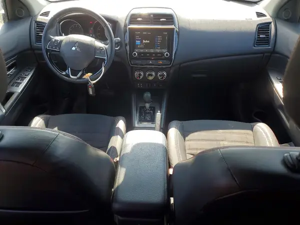 JA4ARUAU2NU013183 2022 MITSUBISHI OUTLANDER - Image 8