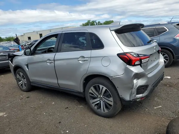 JA4ARUAU2PU011842 2023 MITSUBISHI OUTLANDER - Image 2