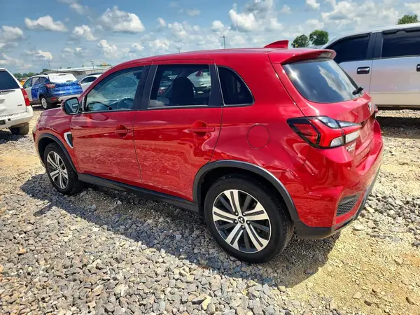 JA4ARUAU2RU007938 2024 MITSUBISHI OUTLANDER - Image 2