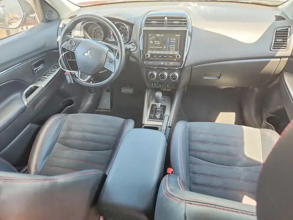 JA4ARUAU2RU007938 2024 MITSUBISHI OUTLANDER - Image 8