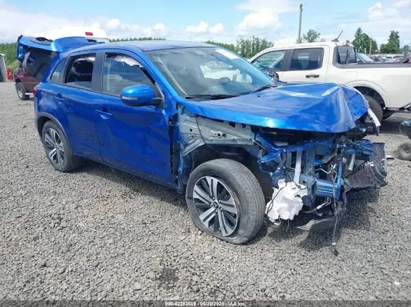 JA4ARUAU2RU017787 2024 MITSUBISHI OUTLANDER - Image 1