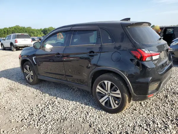 JA4ARUAU2RU022018 2024 MITSUBISHI OUTLANDER - Image 2