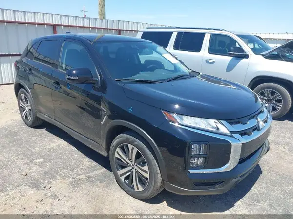 JA4ARUAU2SU008626 2025 MITSUBISHI OUTLANDER - Image 1