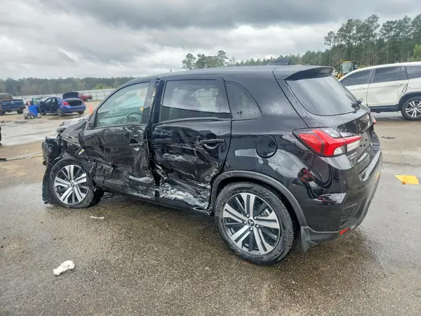 JA4ARUAU2TU006778 2026 MITSUBISHI OUTLANDER - Image 2