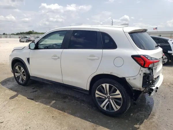 JA4ARUAU3MU019010 2021 MITSUBISHI OUTLANDER - Image 2