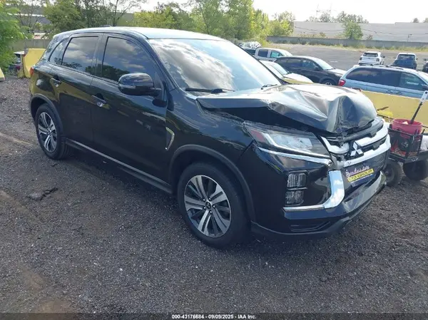 JA4ARUAU3MU019038 2021 MITSUBISHI OUTLANDER - Image 1