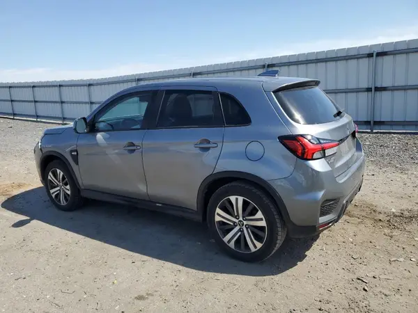 JA4ARUAU3MU036440 2021 MITSUBISHI OUTLANDER - Image 2