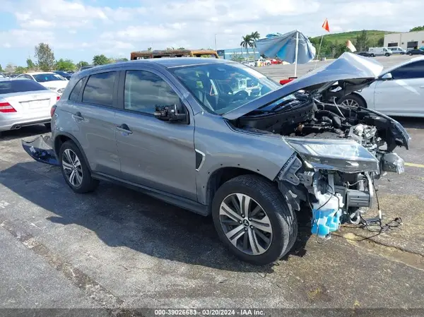 JA4ARUAU3NU007229 2022 MITSUBISHI OUTLANDER - Image 1