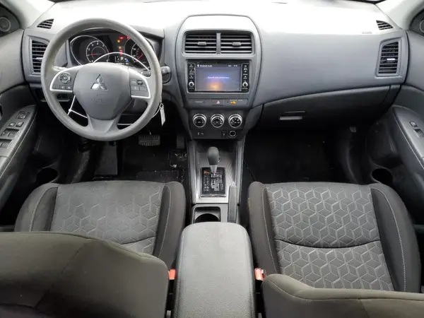 JA4ARUAU4MU009439 2021 MITSUBISHI OUTLANDER - Image 8