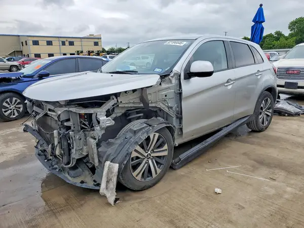 JA4ARUAU4MU033045 2021 MITSUBISHI OUTLANDER - Image 1