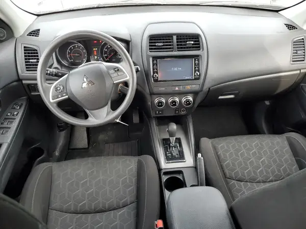 JA4ARUAU4MU033224 2021 MITSUBISHI OUTLANDER - Image 8