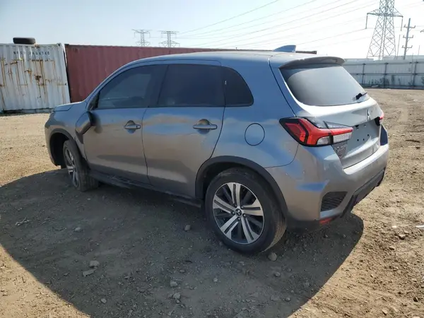 JA4ARUAU4MU035653 2021 MITSUBISHI OUTLANDER - Image 2