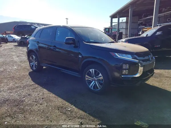 JA4ARUAU4NU019731 2022 MITSUBISHI OUTLANDER - Image 1