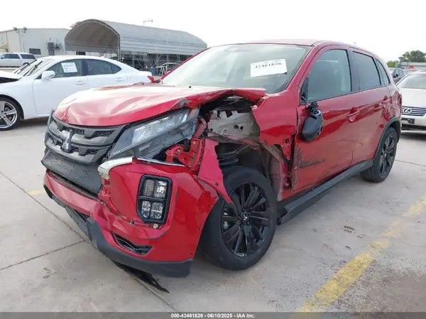 JA4ARUAU4PU001541 2023 MITSUBISHI OUTLANDER - Image 2