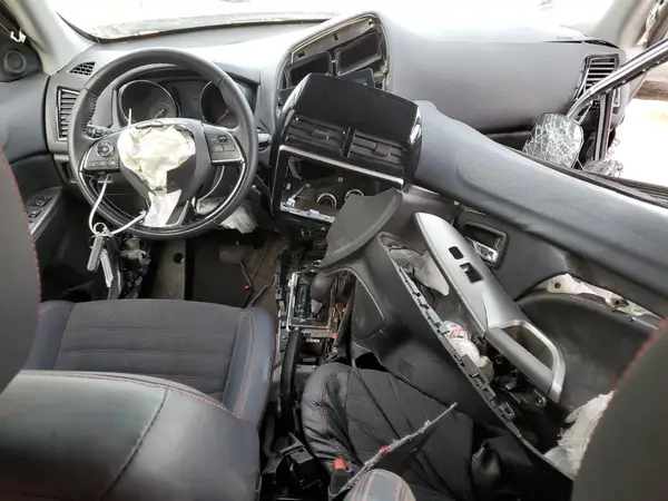 JA4ARUAU4RU008010 2024 MITSUBISHI OUTLANDER - Image 7