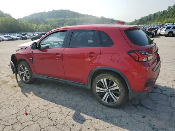 JA4ARUAU4RU010713 2024 MITSUBISHI OUTLANDER - Image 2