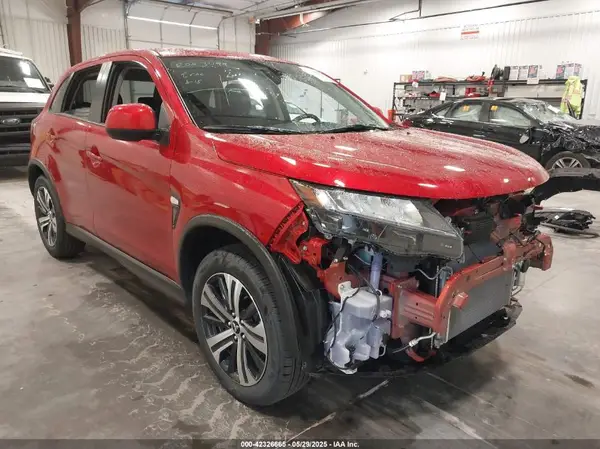 JA4ARUAU4SU003041 2025 MITSUBISHI OUTLANDER - Image 1