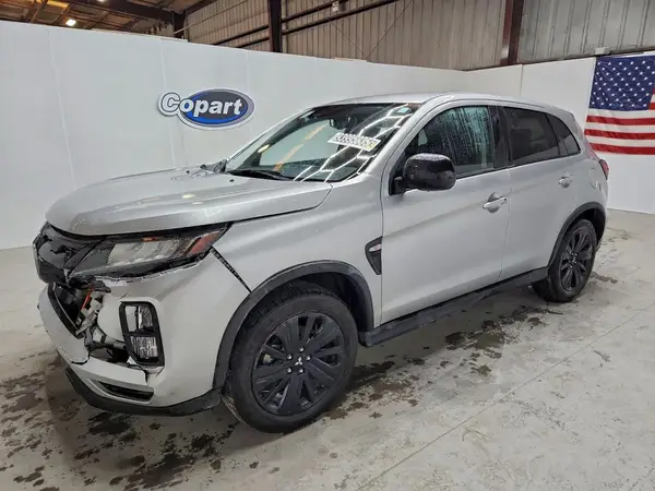 JA4ARUAU4SU003475 2025 MITSUBISHI OUTLANDER - Image 1