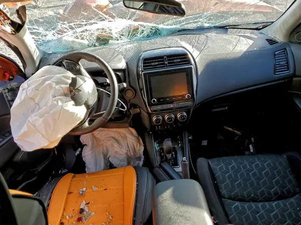 JA4ARUAU4SU005128 2025 MITSUBISHI OUTLANDER - Image 8