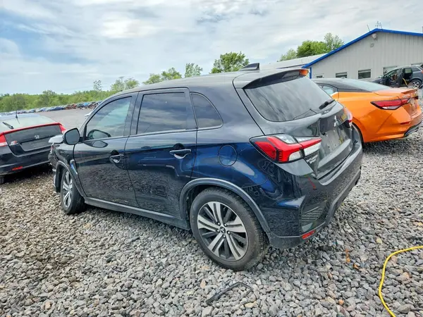 JA4ARUAU5MU010146 2021 MITSUBISHI OUTLANDER - Image 2