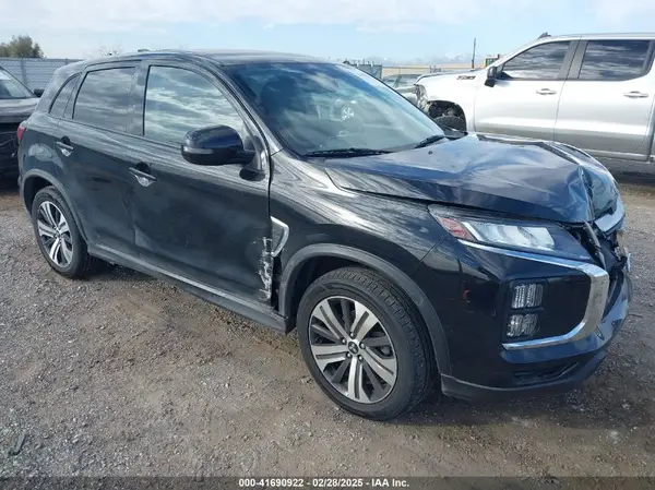 JA4ARUAU5MU029246 2021 MITSUBISHI OUTLANDER - Image 1