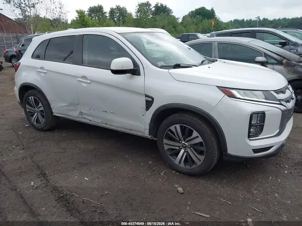 JA4ARUAU5MU030266 2021 MITSUBISHI OUTLANDER - Image 1