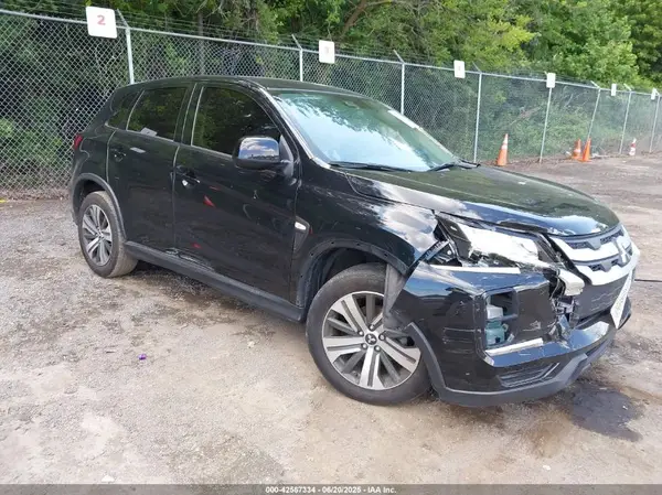 JA4ARUAU5RU001826 2024 MITSUBISHI OUTLANDER - Image 1