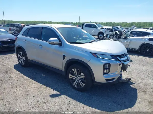 JA4ARUAU5SU000343 2025 MITSUBISHI OUTLANDER - Image 1
