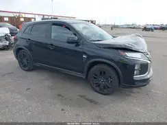 JA4ARUAU5SU009818 2025 MITSUBISHI OUTLANDER
