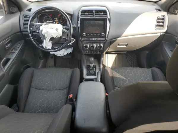 JA4ARUAU6MU012455 2021 MITSUBISHI OUTLANDER - Image 7