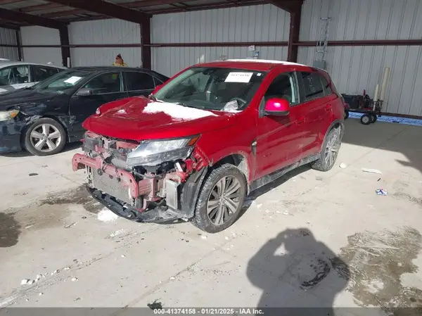 JA4ARUAU6MU031121 2021 MITSUBISHI OUTLANDER - Image 2