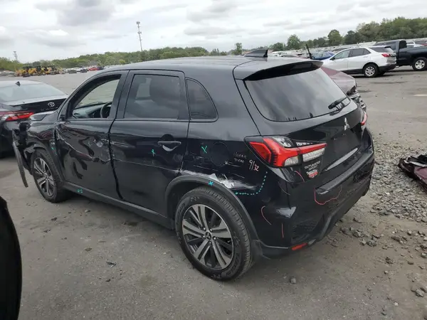 JA4ARUAU6NU009492 2022 MITSUBISHI OUTLANDER - Image 2