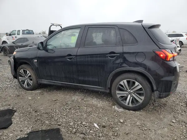 JA4ARUAU6NU014238 2022 MITSUBISHI OUTLANDER - Image 2