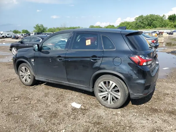 JA4ARUAU6NU014367 2022 MITSUBISHI OUTLANDER - Image 2