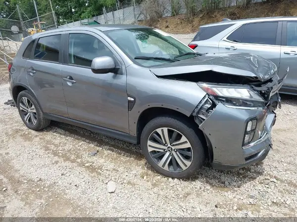 JA4ARUAU6NU023375 2022 MITSUBISHI OUTLANDER - Image 1