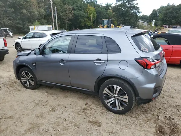JA4ARUAU6PU002738 2023 MITSUBISHI OUTLANDER - Image 2