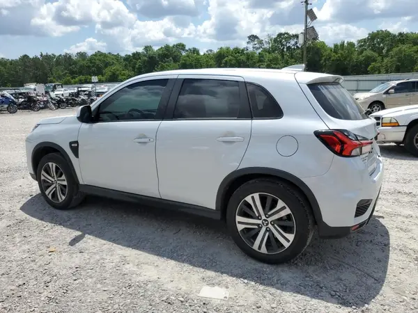 JA4ARUAU6RU006954 2024 MITSUBISHI OUTLANDER - Image 2