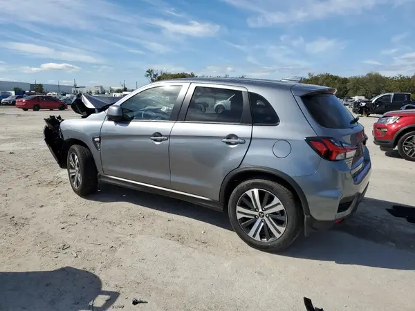 JA4ARUAU6RU023852 2024 MITSUBISHI OUTLANDER - Image 2