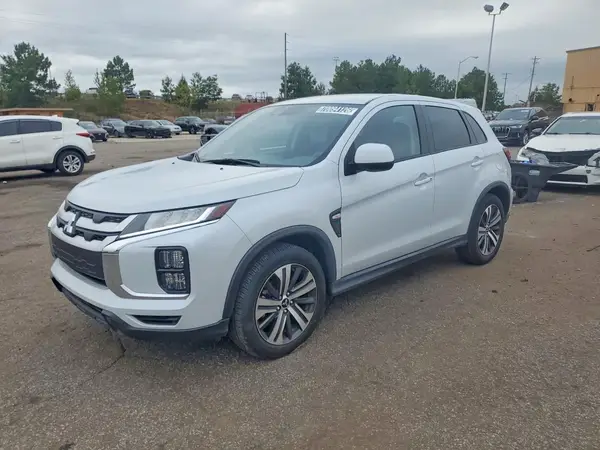 JA4ARUAU6SU012338 2025 MITSUBISHI OUTLANDER - Image 1