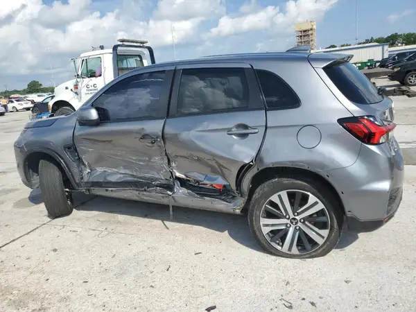 JA4ARUAU7MU004722 2021 MITSUBISHI OUTLANDER - Image 2