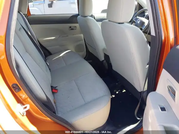JA4ARUAU7MU006454 2021 MITSUBISHI OUTLANDER - Image 8