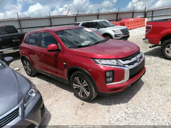 JA4ARUAU7MU009998 2021 MITSUBISHI OUTLANDER - Image 1